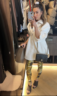 Anna Nooshin feet photo 16
