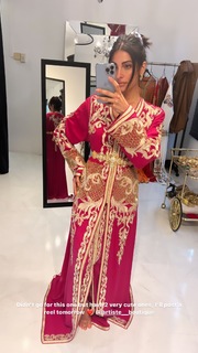 Anna Nooshin feet photo 9