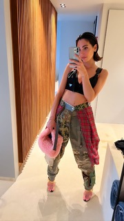 Anna Nooshin feet photo 8