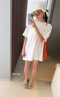Anna Nooshin feet photo 7