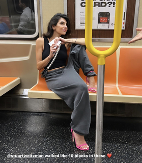 Anna Nooshin feet photo 16