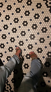 Anna Nooshin feet photo 3