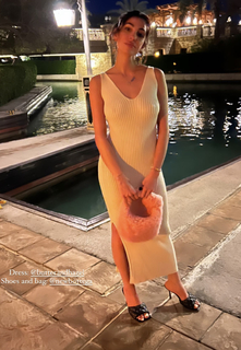 Anna Nooshin feet photo 12