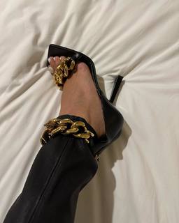 Anna Nooshin feet photo 15