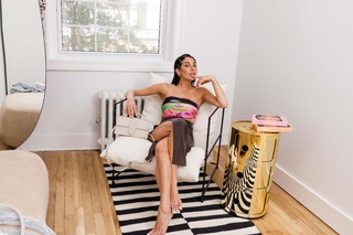 Anna Nooshin feet photo 3