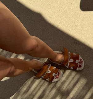 Anna Nooshin feet photo 18
