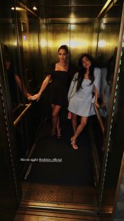 Anna Nooshin feet photo 7