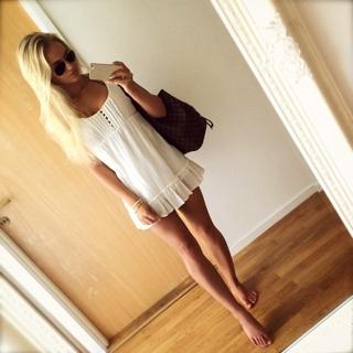 Anna Nystrom feet photo thumbnail