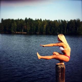 Anna Nystrom feet photo thumbnail