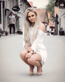 Anna Nystrom feet photo thumbnail