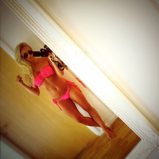 Anna Nystrom feet photo thumbnail