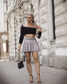 Anna Nystrom feet photo thumbnail