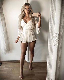 Anna Nystrom feet photo thumbnail