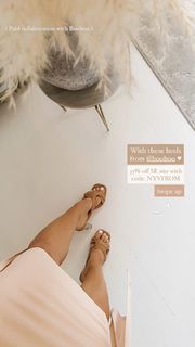 Anna Nystrom feet photo thumbnail