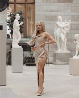 Anna Nystrom feet photo thumbnail