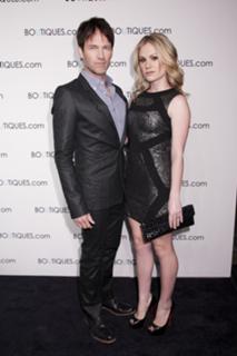 Anna Paquin feet photo thumbnail
