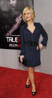 Anna Paquin feet photo thumbnail