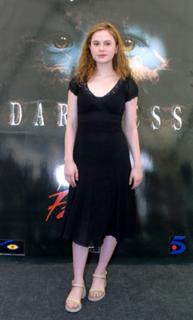 Anna Paquin feet photo thumbnail