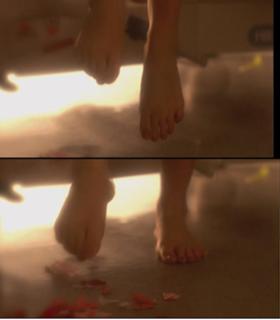Anna Paquin feet photo thumbnail