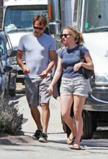 Anna Paquin feet photo thumbnail