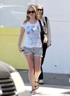Anna Paquin feet photo thumbnail