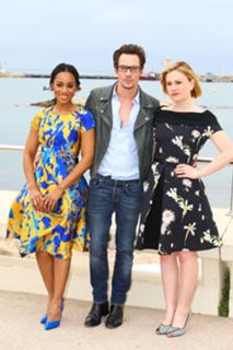 Anna Paquin feet photo thumbnail