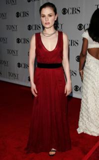 Anna Paquin feet photo thumbnail