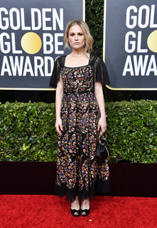 Anna Paquin feet photo thumbnail
