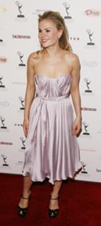 Anna Paquin feet photo thumbnail