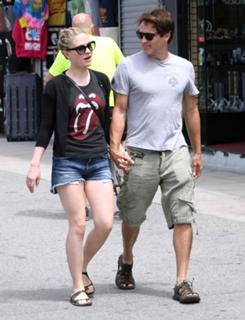 Anna Paquin feet photo thumbnail