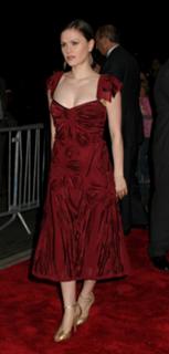Anna Paquin feet photo thumbnail