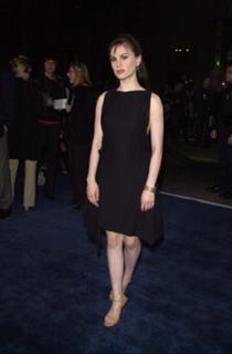 Anna Paquin feet photo thumbnail