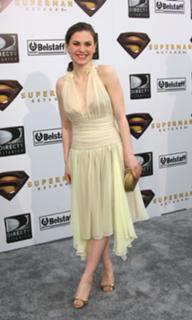 Anna Paquin feet photo thumbnail
