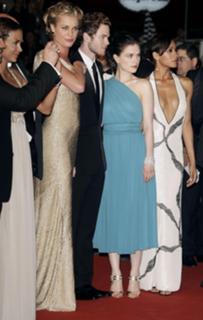 Anna Paquin feet photo thumbnail