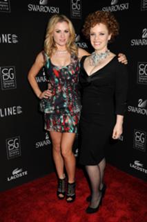 Anna Paquin feet photo thumbnail
