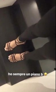 Anna Pepe feet photo 9