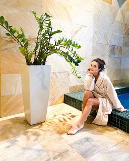 Anna Peskova feet photo 4
