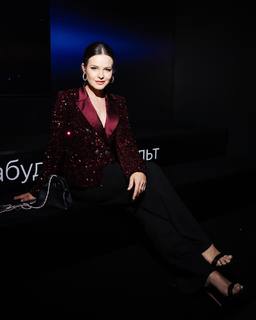 Anna Peskova feet photo 2