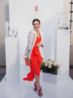 Anna Peskova feet photo 3