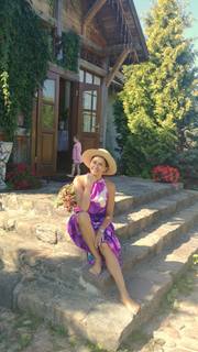 Anna Popek feet photo thumbnail