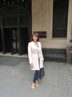 Anna Popek feet photo thumbnail