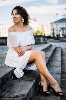 Anna Popek feet photo thumbnail