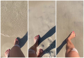 Anna Popek feet photo thumbnail