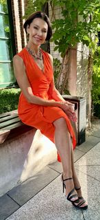 Anna Popek feet photo thumbnail