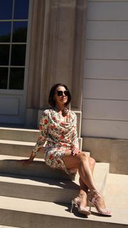 Anna Popek feet photo thumbnail