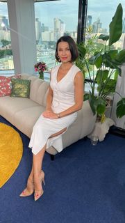 Anna Popek feet photo thumbnail