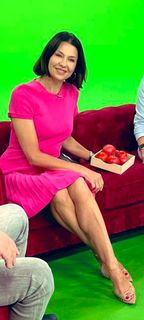 Anna Popek feet photo thumbnail