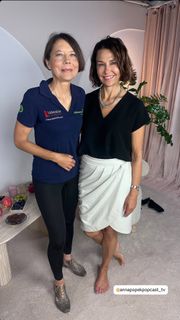 Anna Popek feet photo thumbnail