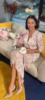 Anna Popek feet photo thumbnail