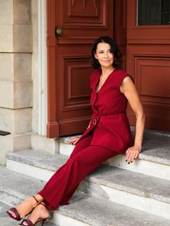 Anna Popek feet photo thumbnail